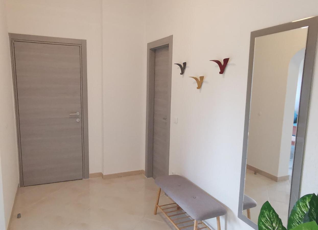 Apartment Pineta With Terrace & Park Wood View PUY Exterior foto