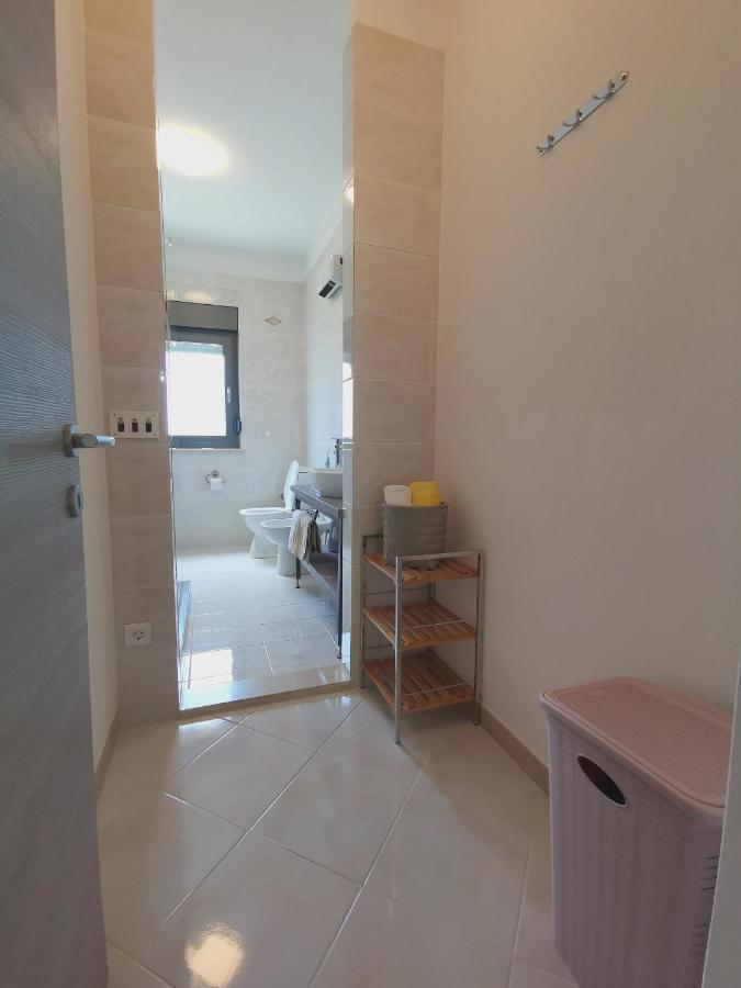 Apartment Pineta With Terrace & Park Wood View PUY Exterior foto