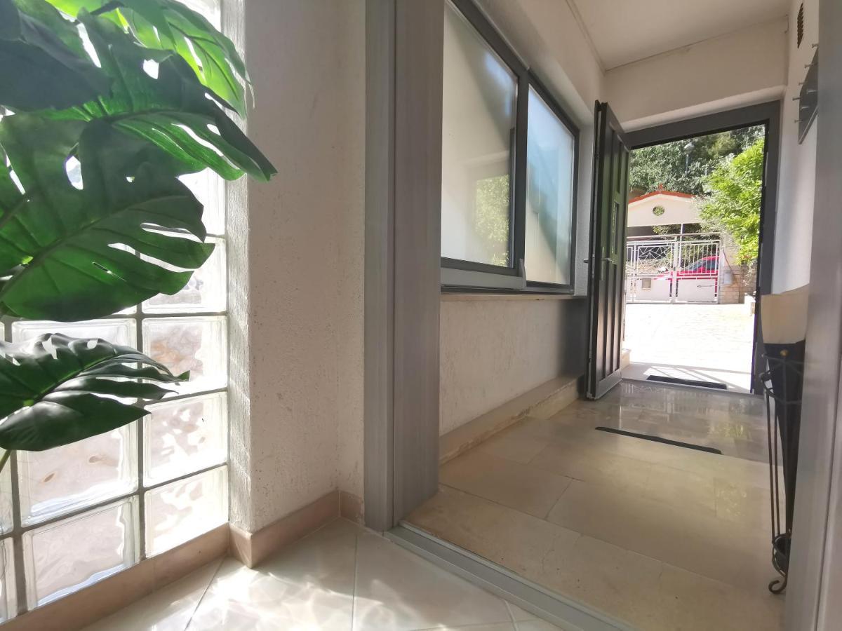 Apartment Pineta With Terrace & Park Wood View PUY Exterior foto